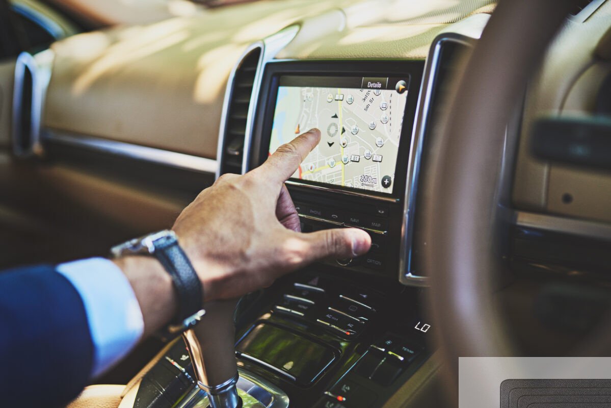 Mercedes Benz Map Update: 5 Reasons to Stay Up to Date - SmartSDCard
